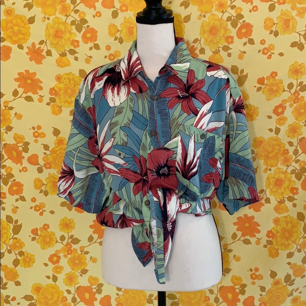 True Vintage Green Red Button Down Hawaiian Shirt